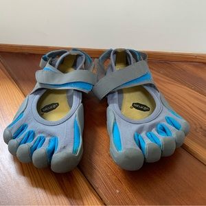 Vibram five fingers size 41